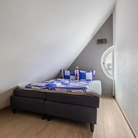 In Am Mueritzsee, Cleaning Included Apartment *